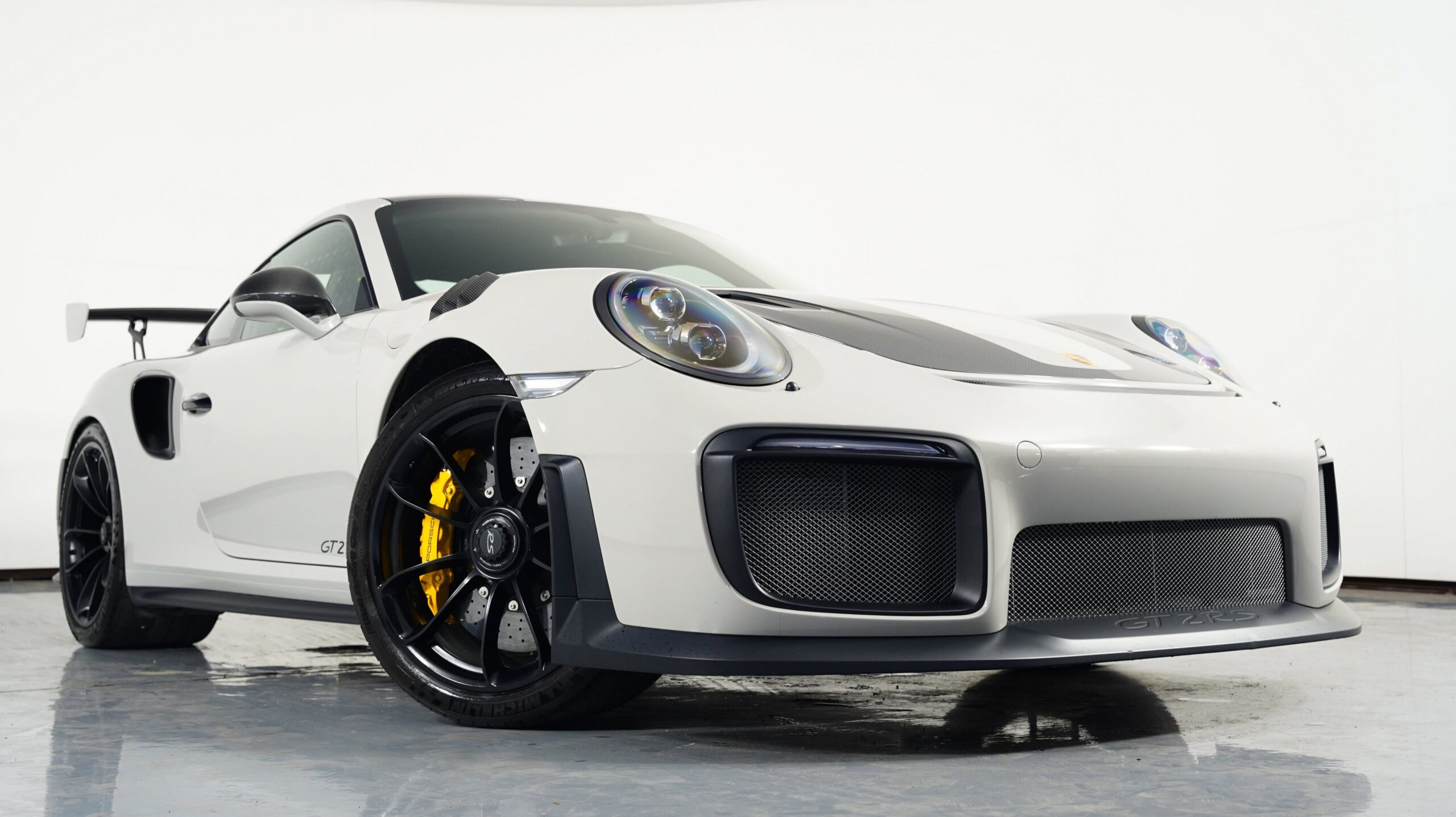 Porsche 911 GT2 RS