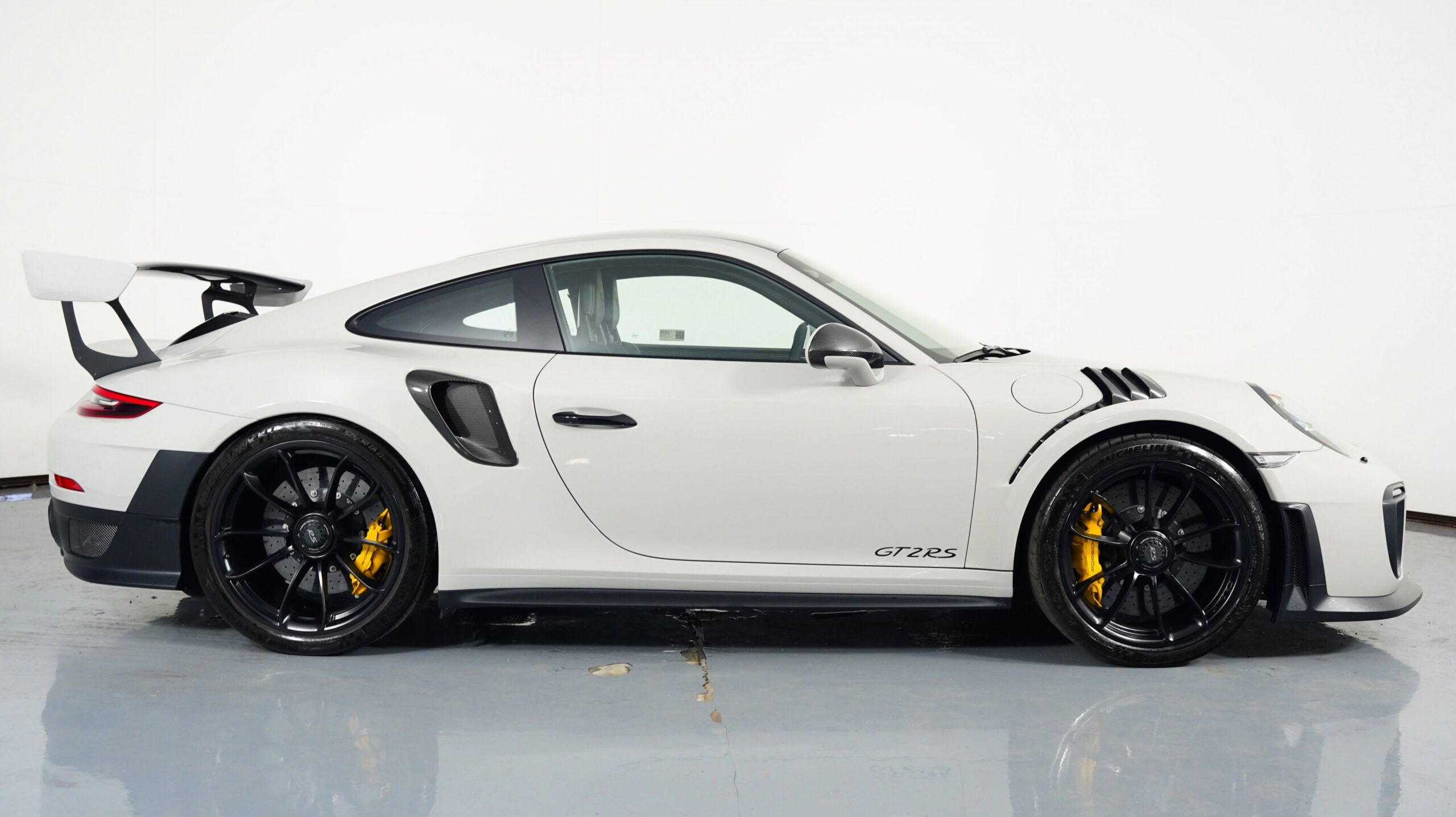 Porsche 911 GT2 RS