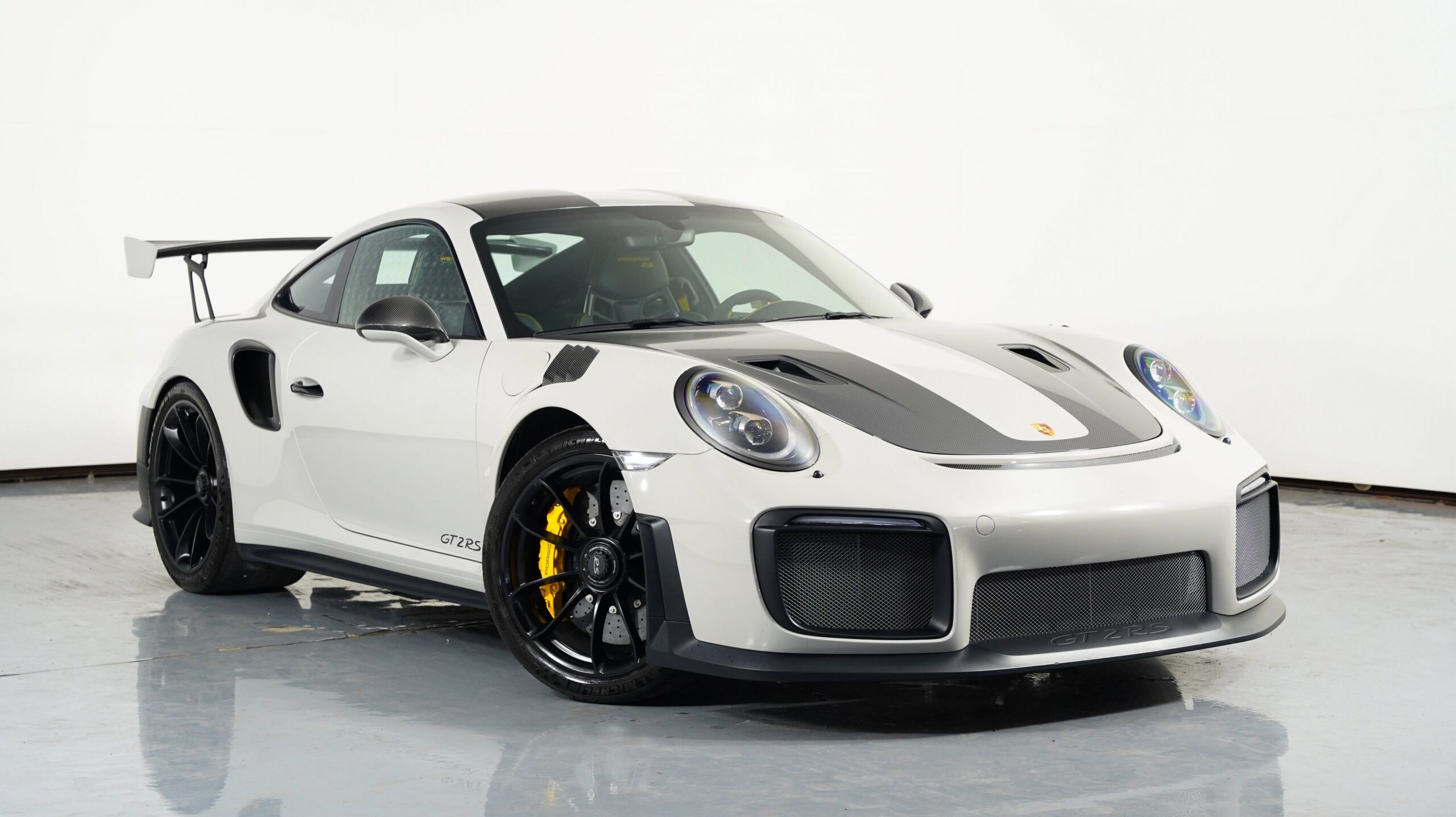 Porsche 911 GT2 RS
