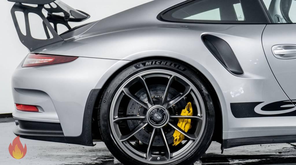 2021 Porsche 911 – $233,998