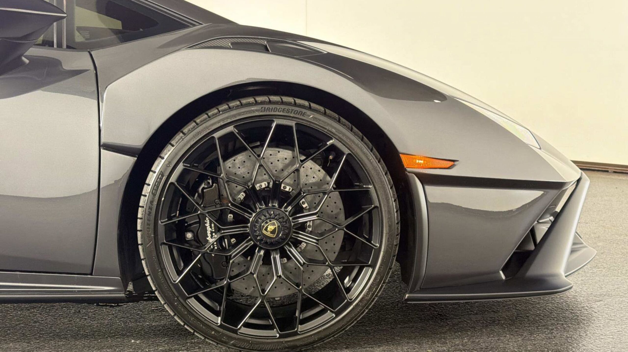 Lamborghini Huracan STO