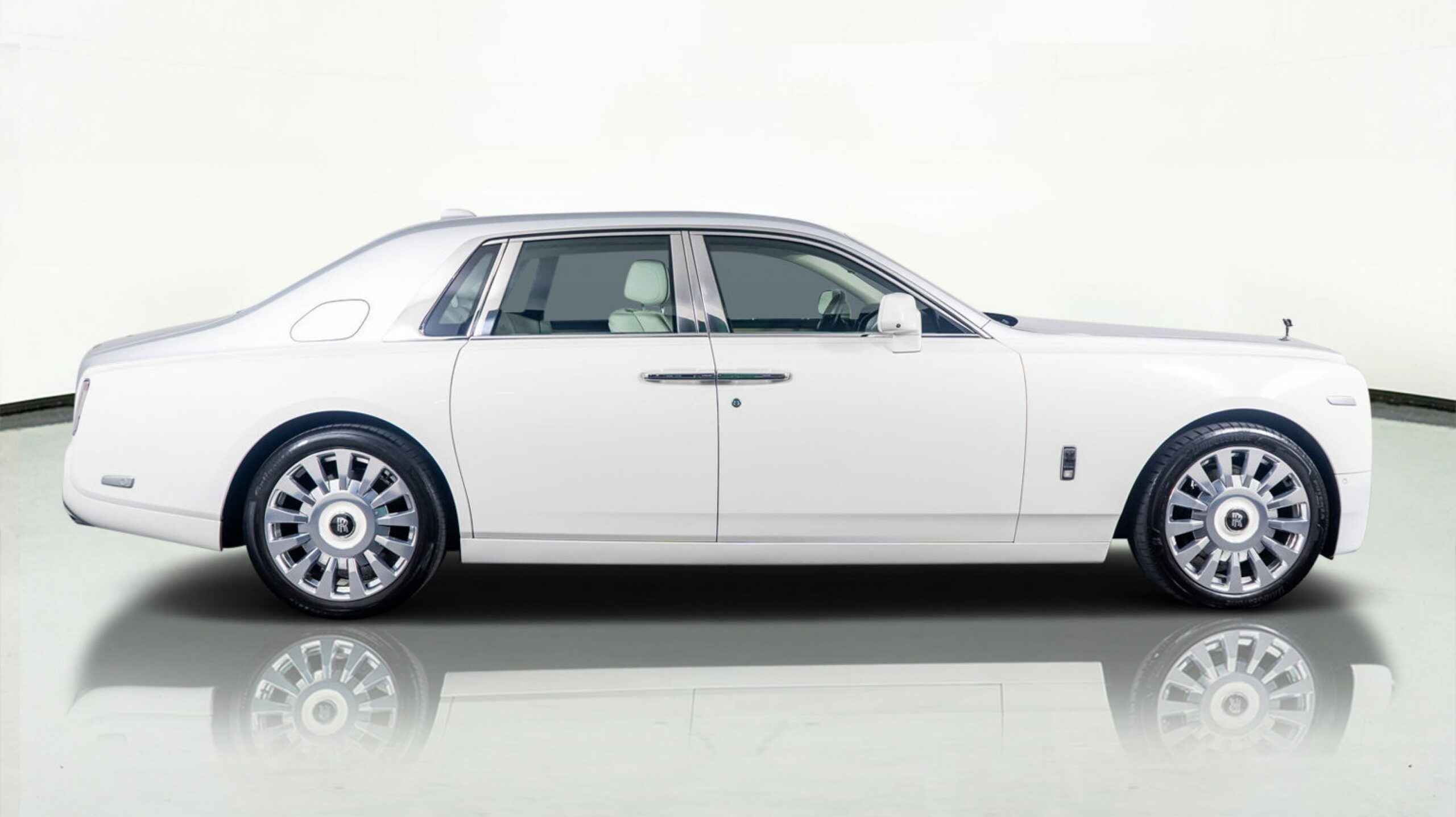 2019 Rolls Royce Phantom