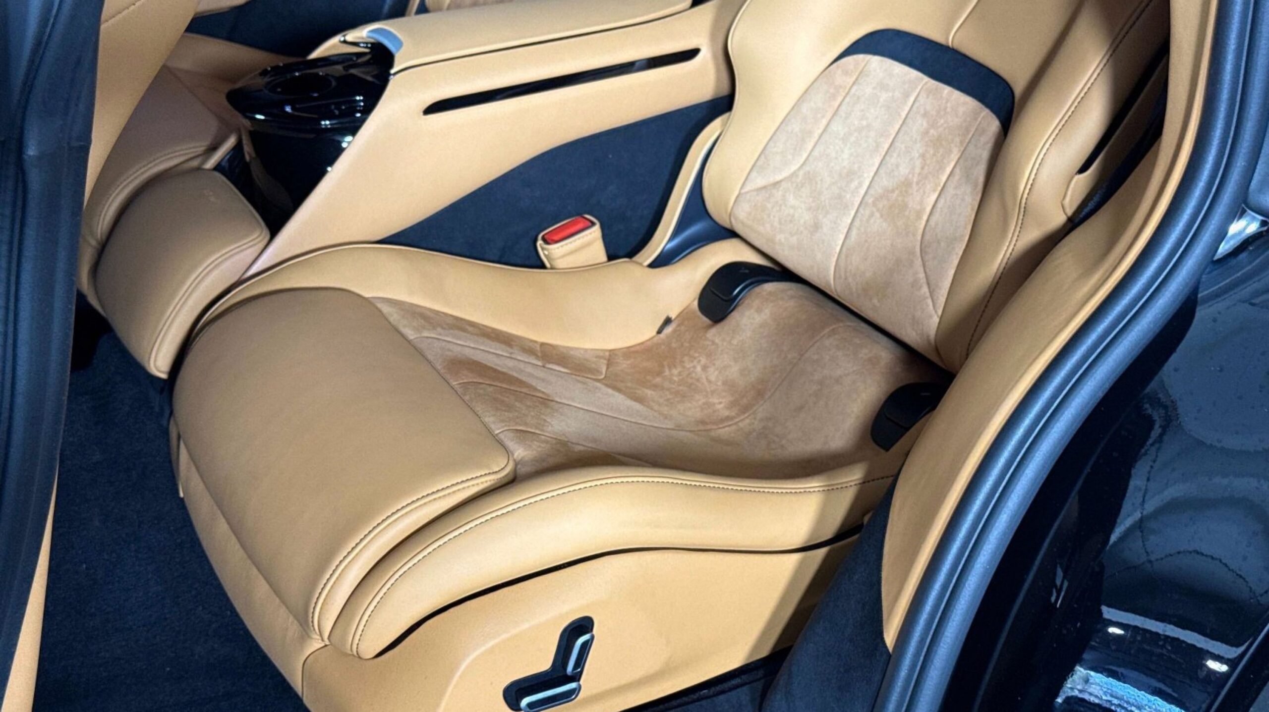 2024 Ferrari Purosangue