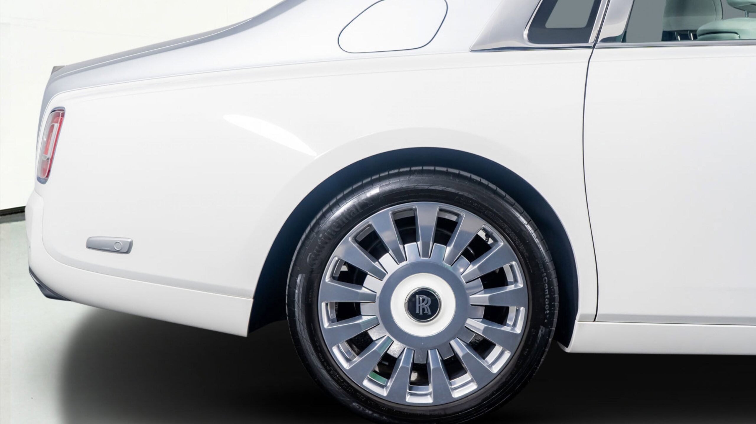 2019 Rolls Royce Phantom