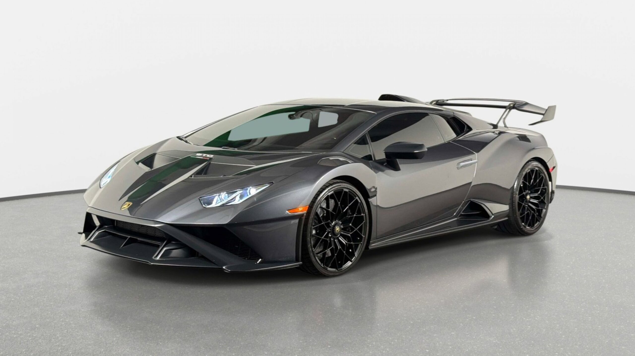 Lamborghini Huracan STO